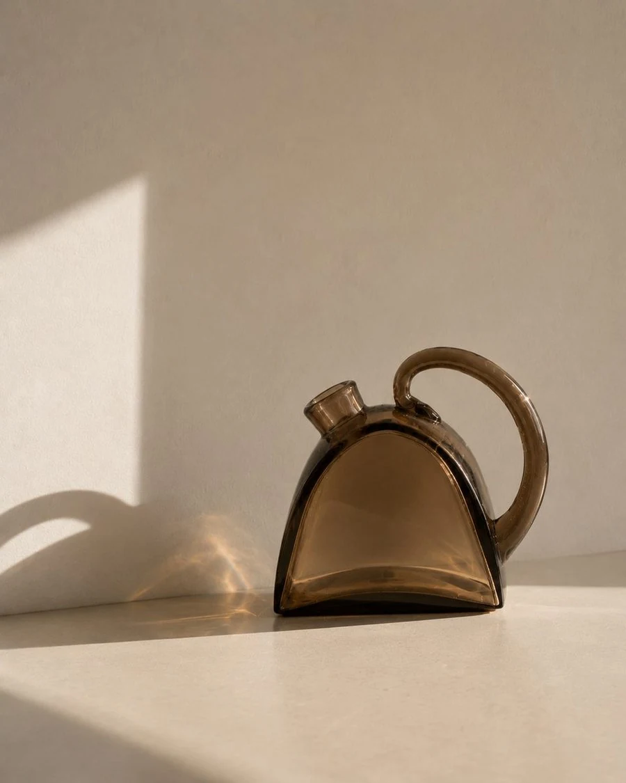Carafe fumée — verre