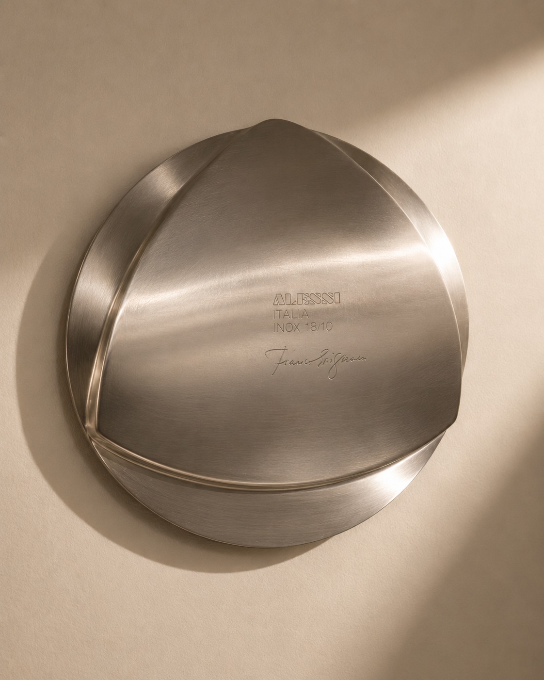 Marquage ALESSI ITALIA INOX 18/10 et signature Franco Grignani au dos